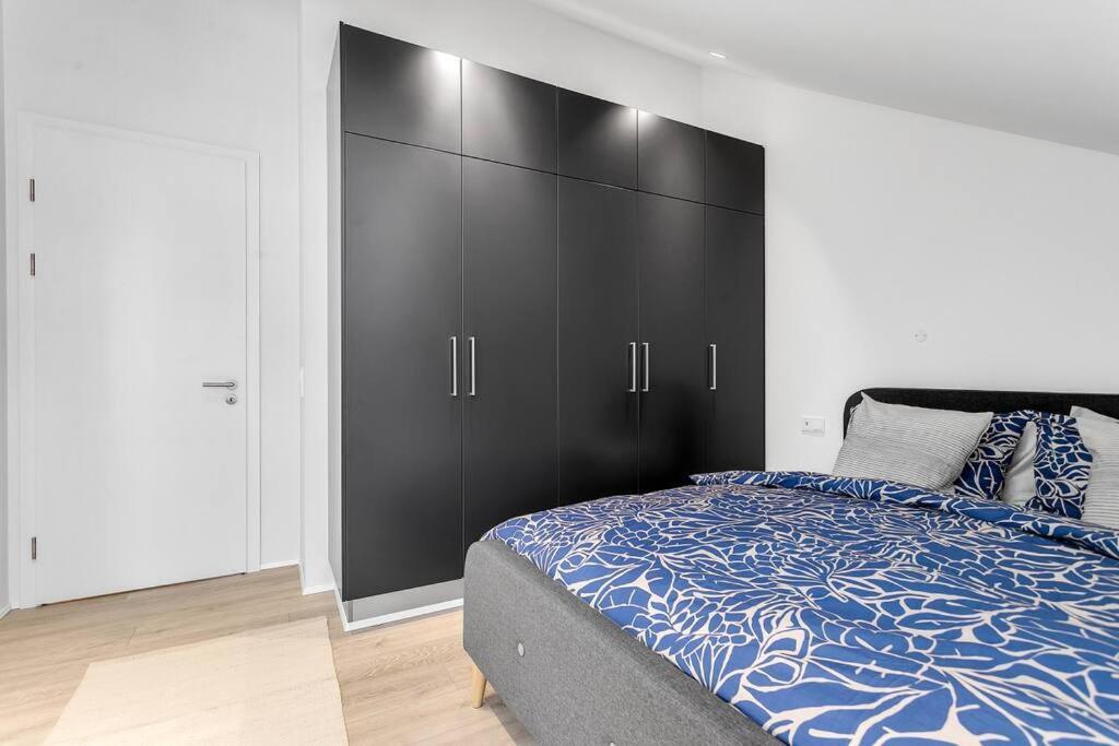 Luxury Penthous - 3 Bedroom - 2 Bath - Freeparking - Downtown Reykjavík Exteriör bild